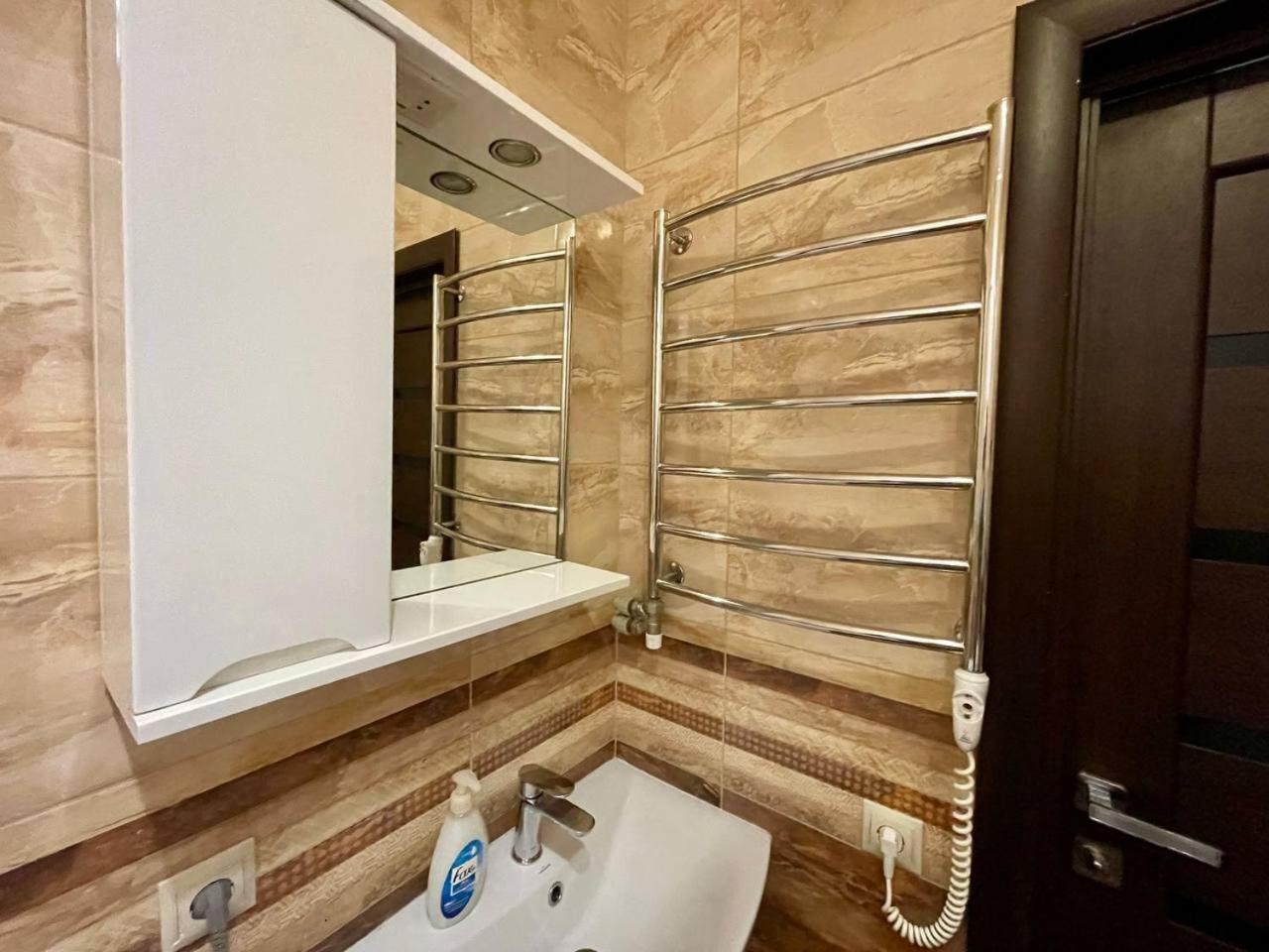 Apartments In Uzhgorod For You. ภายนอก รูปภาพ