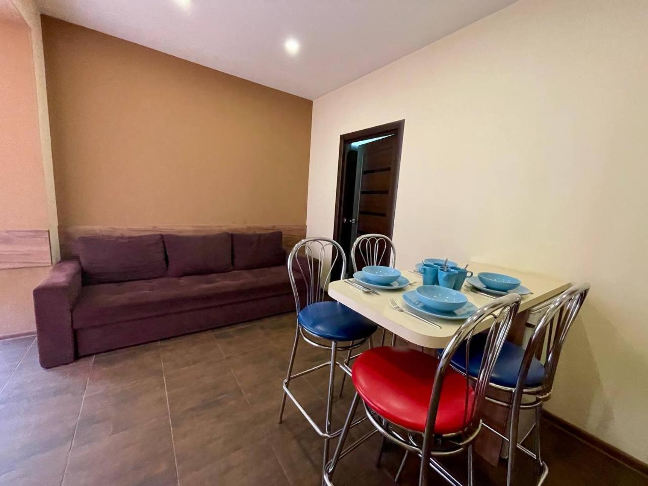 Apartments In Uzhgorod For You. ภายนอก รูปภาพ