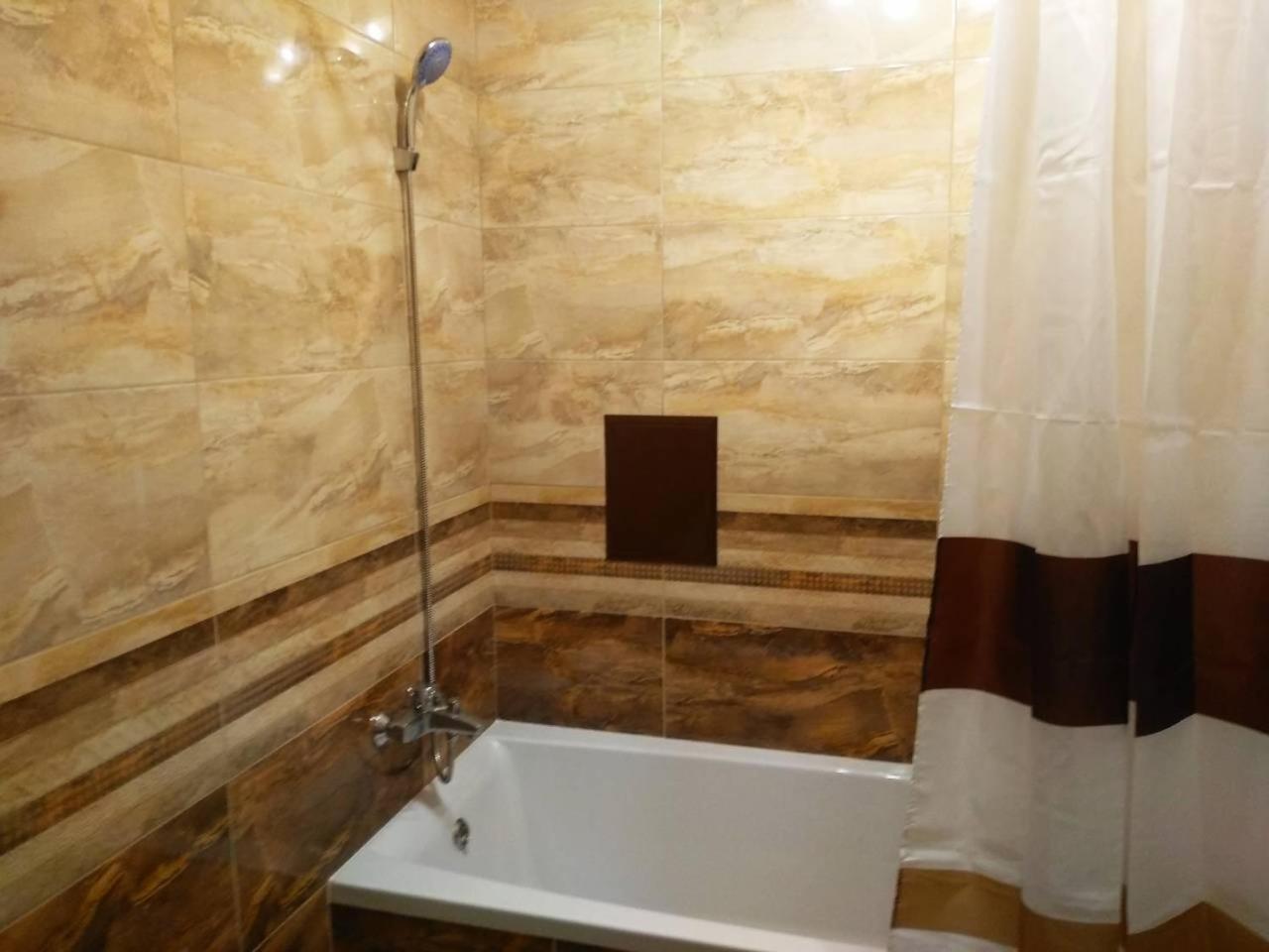 Apartments In Uzhgorod For You. ภายนอก รูปภาพ